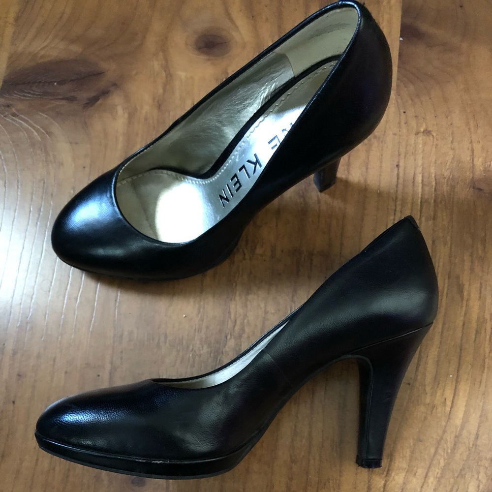 Anne Klein Black Lolana Pumps
